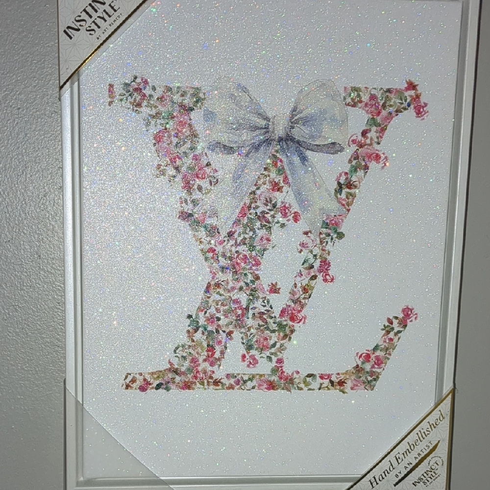 ✨BRAND NEW✨Floral Glitter Wall Art with Bow